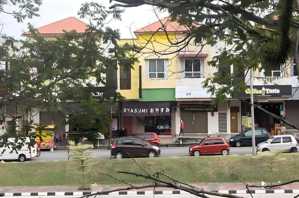Oyasumi Hotel Kulim Exterior photo